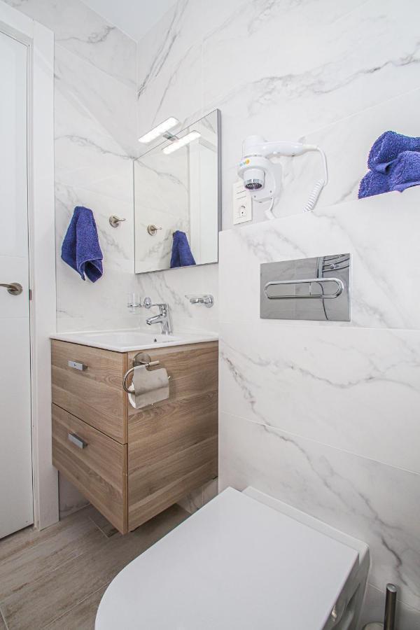 Stylish Studio For Rent With Fantastic Location In Marbella Promenade. Eksteriør bilde